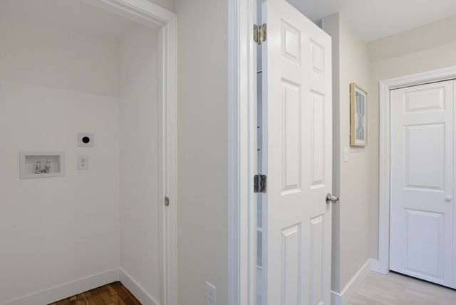 926 East St, Dedham, MA 02026