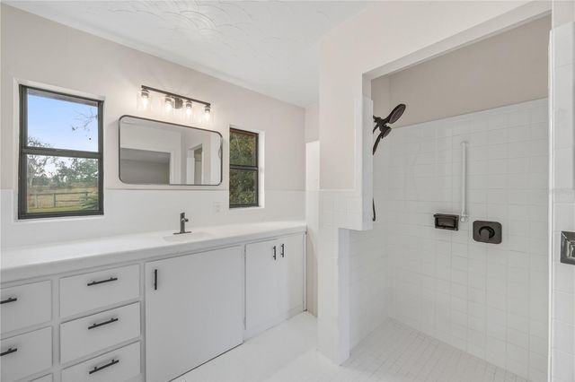 274 W KINGS HIGHWAY, Center Hill, FL 33514