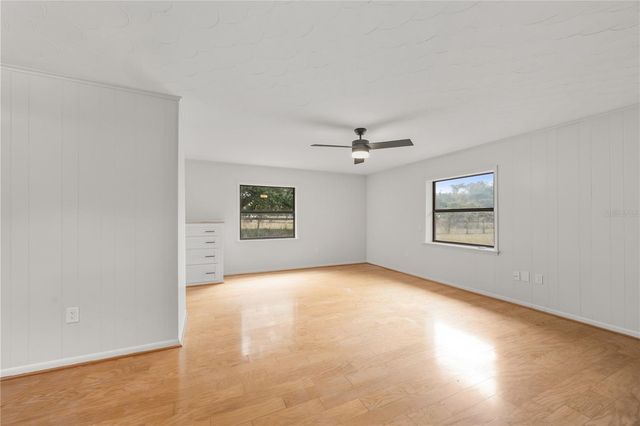 274 W KINGS HIGHWAY, Center Hill, FL 33514