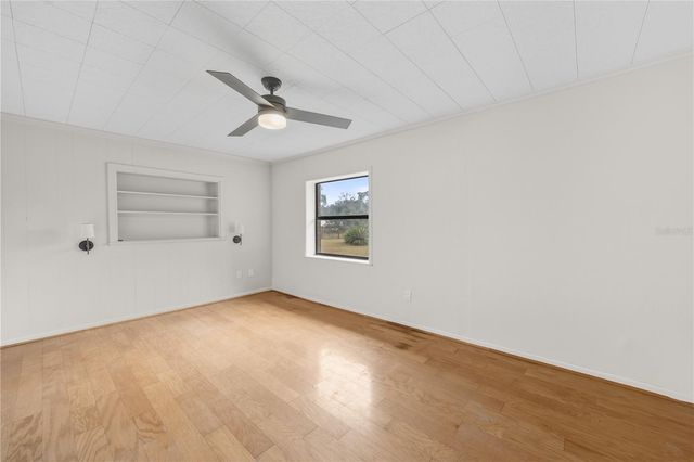 274 W KINGS HIGHWAY, Center Hill, FL 33514