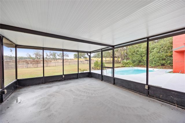 274 W KINGS HIGHWAY, Center Hill, FL 33514