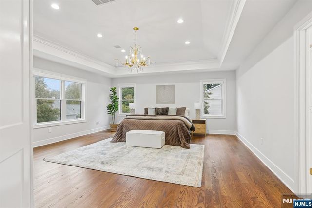 8 Broad Street, Demarest, NJ 07627