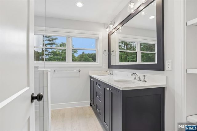 8 Broad Street, Demarest, NJ 07627