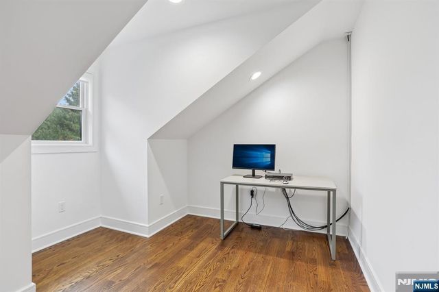 8 Broad Street, Demarest, NJ 07627