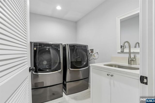 8 Broad Street, Demarest, NJ 07627
