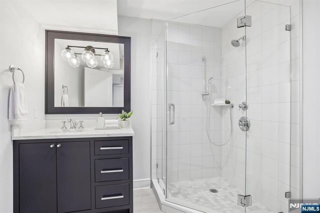 8 Broad Street, Demarest, NJ 07627