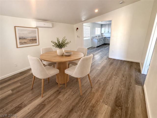 7566 Isley Avenue, Las Vegas, NV 89147