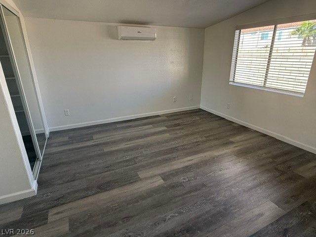 7566 Isley Avenue, Las Vegas, NV 89147