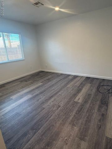 7566 Isley Avenue, Las Vegas, NV 89147