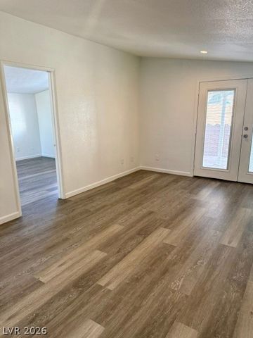 7566 Isley Avenue, Las Vegas, NV 89147