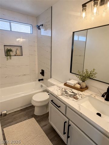 7566 Isley Avenue, Las Vegas, NV 89147