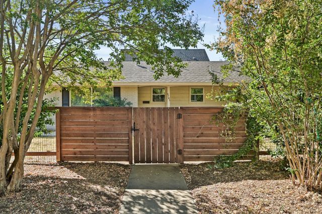 4701 SYLVANDALE DR 1, Austin, TX 78745