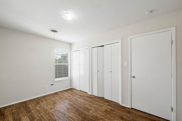 4701 SYLVANDALE DR 1, Austin, TX 78745