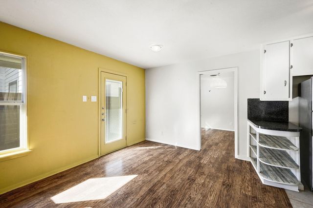 4701 SYLVANDALE DR 1, Austin, TX 78745
