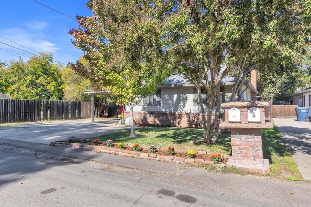 5533 Clark Ave, Carmichael, CA 95608