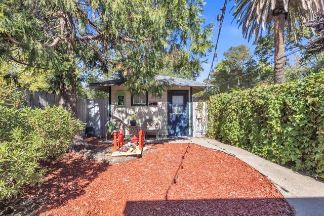 5533 Clark Ave, Carmichael, CA 95608