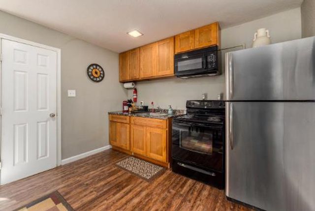 5533 Clark Ave, Carmichael, CA 95608