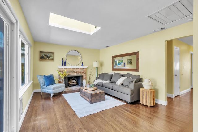 5533 Clark Ave, Carmichael, CA 95608