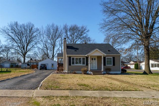 1802 Bremen Avenue, Granite City, IL 62040