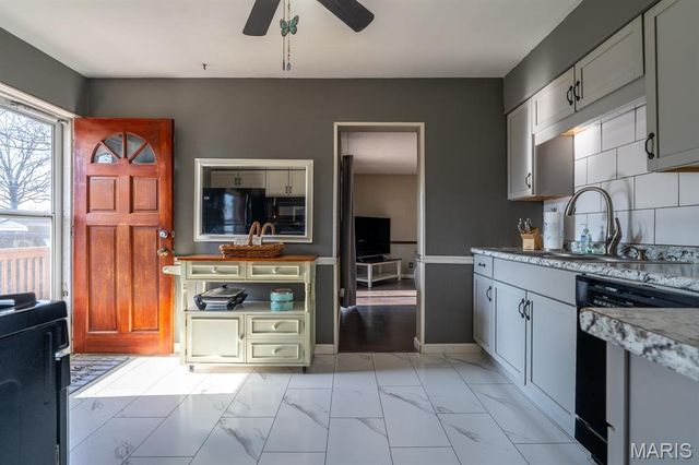 1802 Bremen Avenue, Granite City, IL 62040