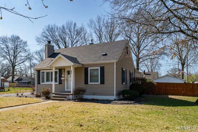 1802 Bremen Avenue, Granite City, IL 62040