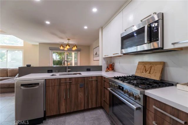 1120 Portofino Court 101, Corona, CA 92881
