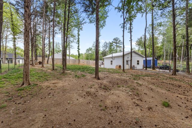 2220 Highway 48, Clarksville, TN 37040