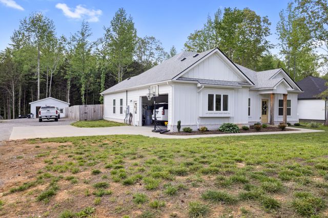 2220 Highway 48, Clarksville, TN 37040