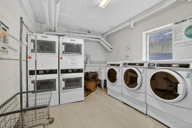 205 W Post Road E-1-O, White Plains, NY 10606