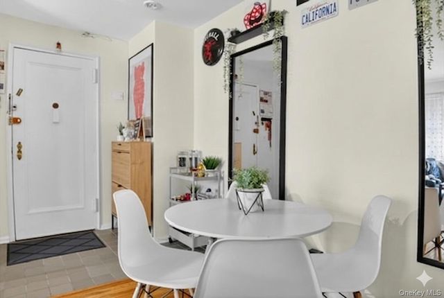 205 W Post Road E-1-O, White Plains, NY 10606