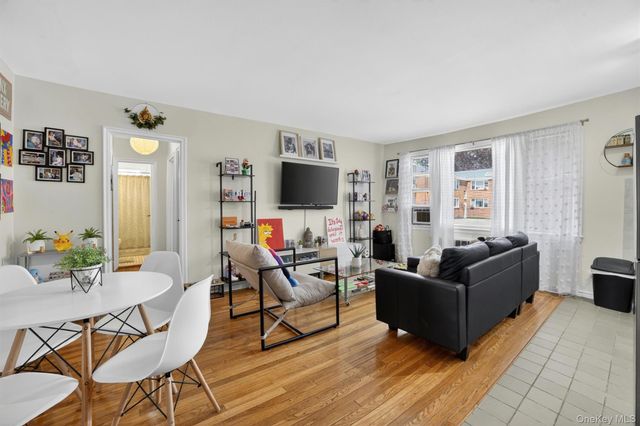 205 W Post Road E-1-O, White Plains, NY 10606