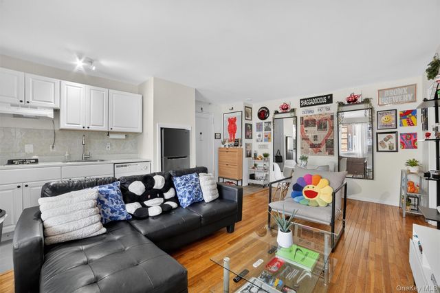 205 W Post Road E-1-O, White Plains, NY 10606