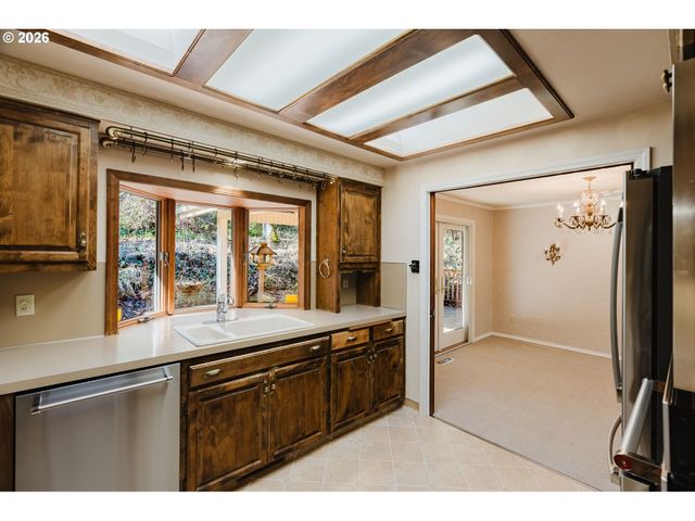 916 Nw CHIPMUNK Pl, Corvallis, OR 97330