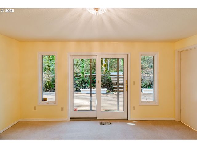 916 Nw CHIPMUNK Pl, Corvallis, OR 97330