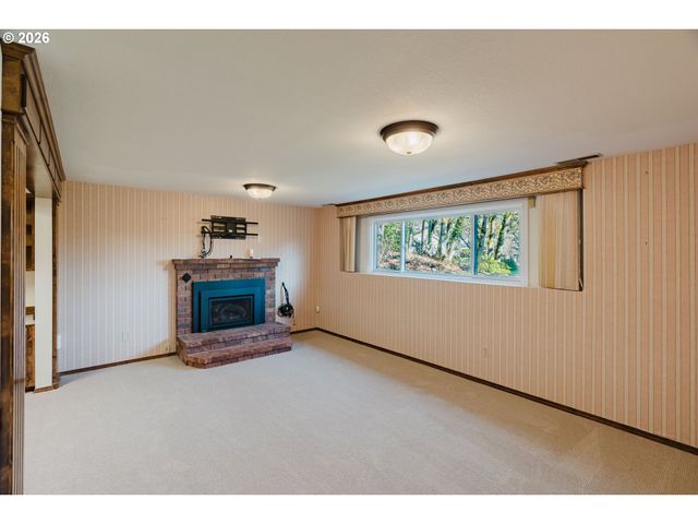 916 Nw CHIPMUNK Pl, Corvallis, OR 97330