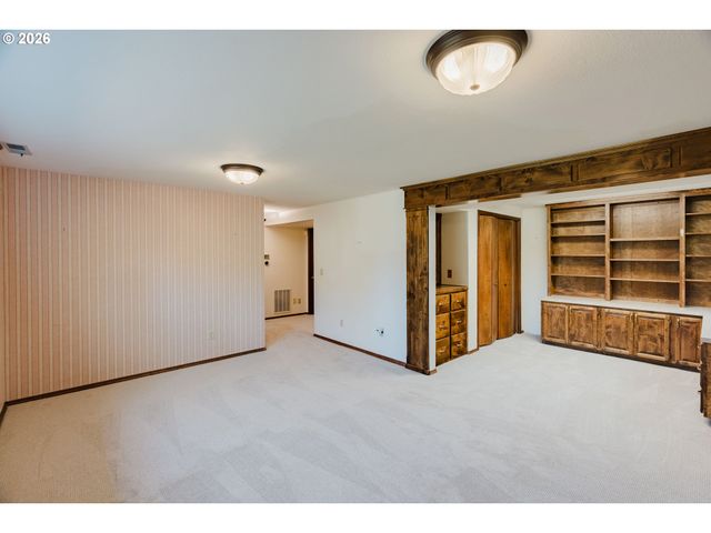 916 Nw CHIPMUNK Pl, Corvallis, OR 97330