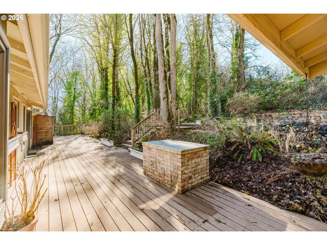 916 Nw CHIPMUNK Pl, Corvallis, OR 97330