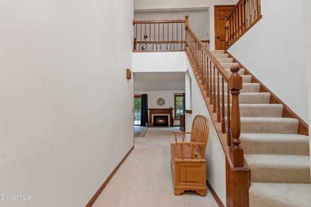 22 York Road, Bethlehem, NY 12077