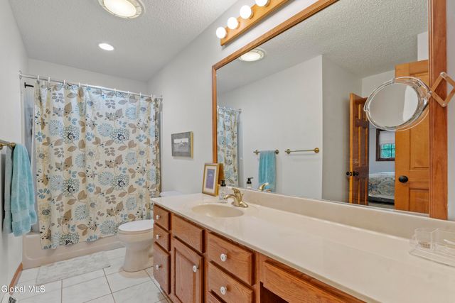 22 York Road, Bethlehem, NY 12077