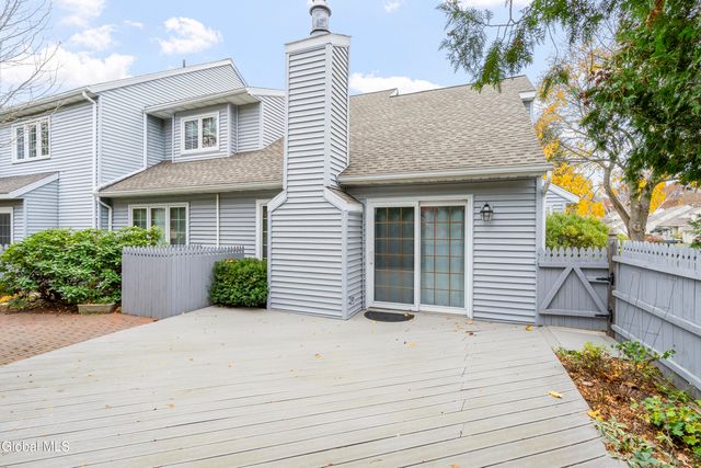 22 York Road, Bethlehem, NY 12077