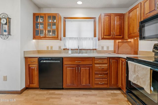 22 York Road, Bethlehem, NY 12077