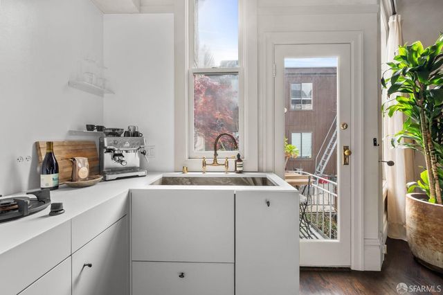 969 Hayes Street 2, San Francisco, CA 94117