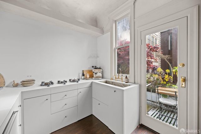 969 Hayes Street 2, San Francisco, CA 94117