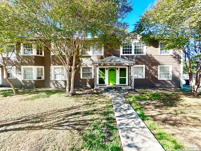 425 Maverick St Apt 8, San Antonio, TX 78212