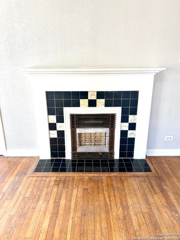 425 Maverick St Apt 8, San Antonio, TX 78212