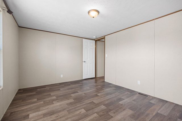 606 W Lampasas ST, Lometa, TX 76853