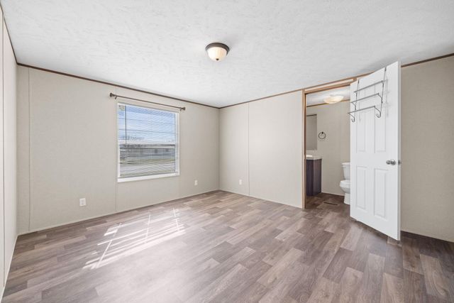 606 W Lampasas ST, Lometa, TX 76853