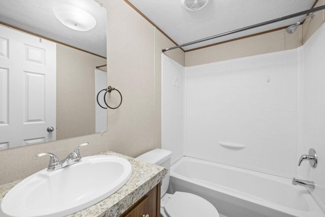 606 W Lampasas ST, Lometa, TX 76853