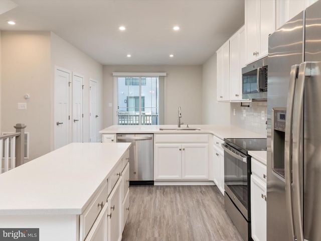 559 LEVANNA LN, Glen Burnie, MD 21060