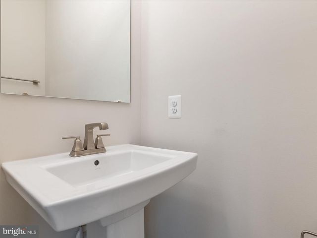 559 LEVANNA LN, Glen Burnie, MD 21060